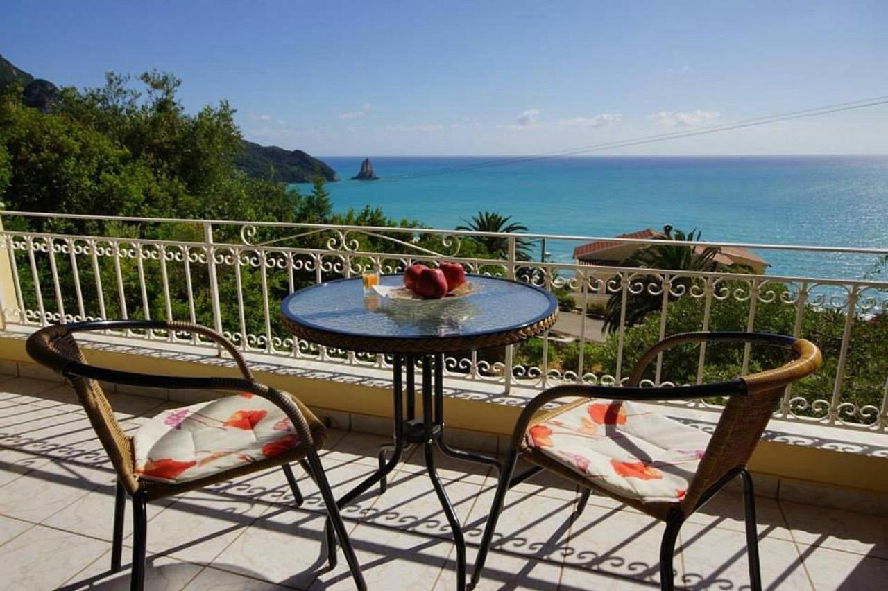 Natalia Apartment B With Panoramic Sea Views Of Agios Gordios Bay 외부 사진