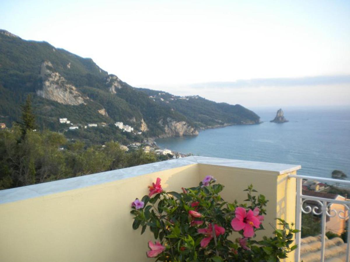 Natalia Apartment B With Panoramic Sea Views Of Agios Gordios Bay 외부 사진