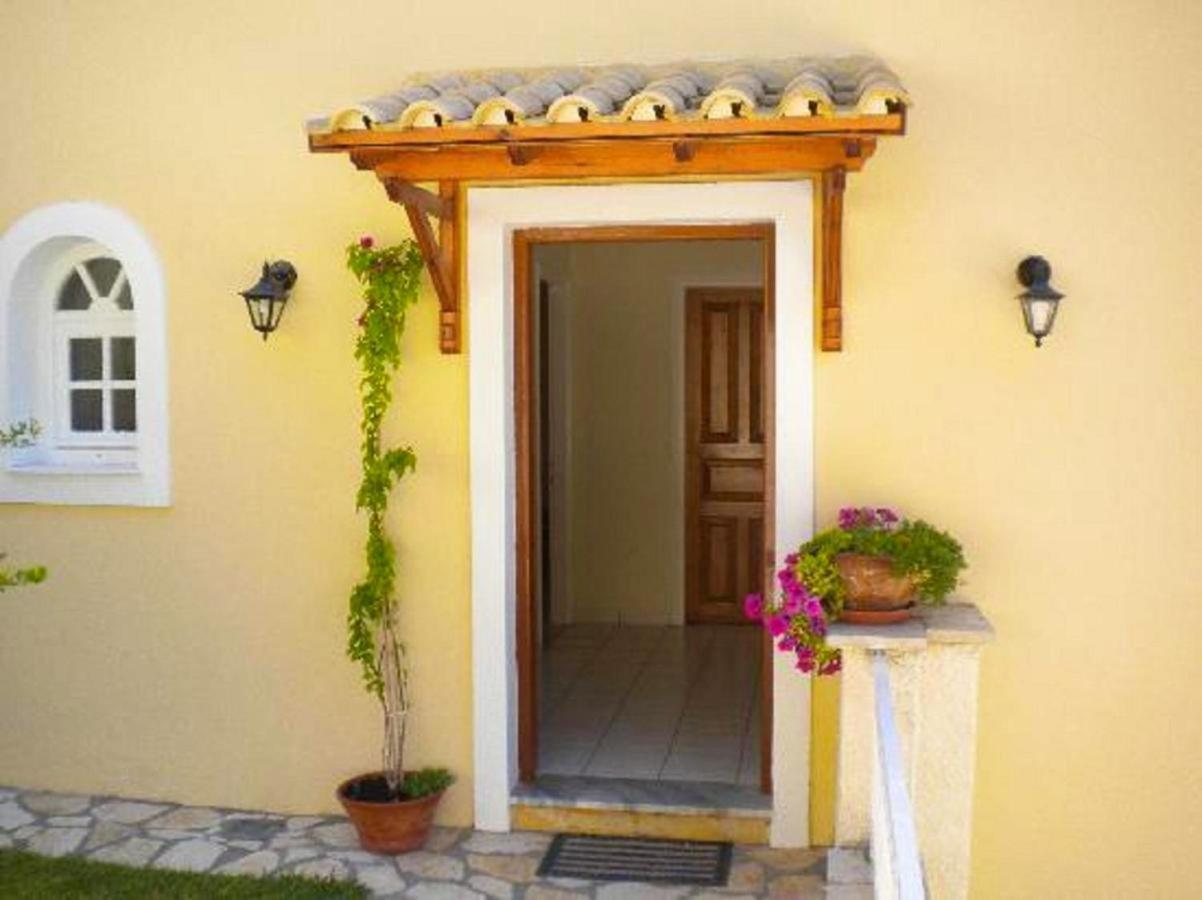 Natalia Apartment B With Panoramic Sea Views Of Agios Gordios Bay 외부 사진