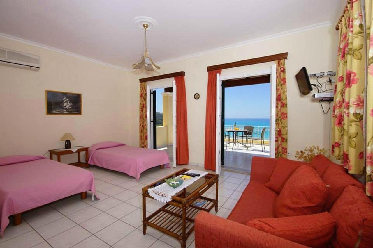 Natalia Apartment B With Panoramic Sea Views Of Agios Gordios Bay 외부 사진