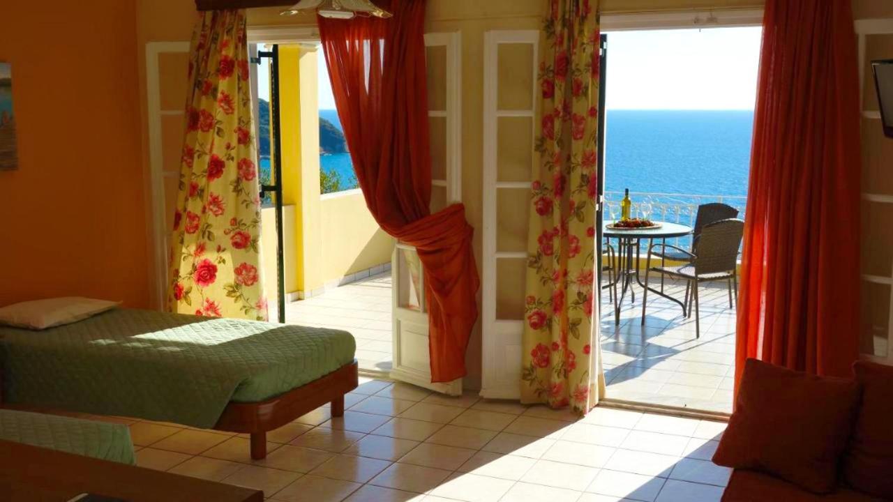Natalia Apartment B With Panoramic Sea Views Of Agios Gordios Bay 외부 사진