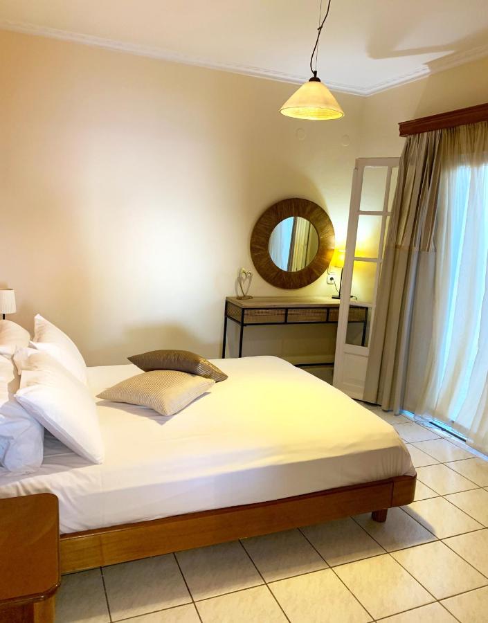 Natalia Apartment B With Panoramic Sea Views Of Agios Gordios Bay 외부 사진
