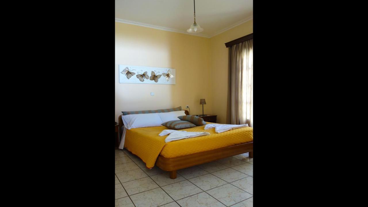 Natalia Apartment B With Panoramic Sea Views Of Agios Gordios Bay 외부 사진