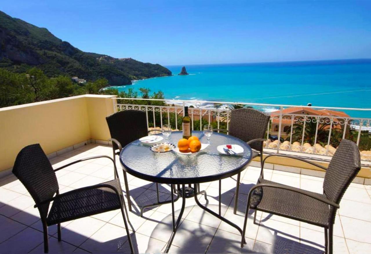 Natalia Apartment B With Panoramic Sea Views Of Agios Gordios Bay 외부 사진