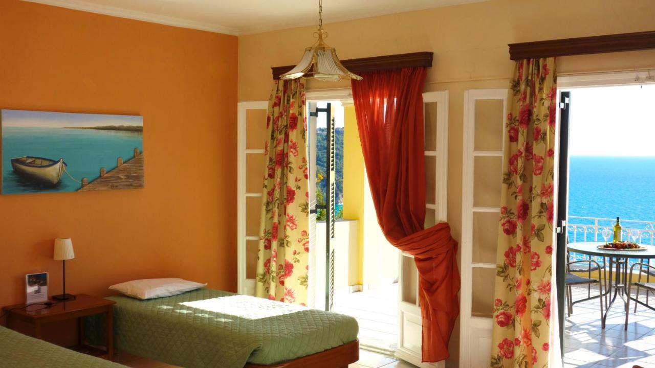 Natalia Apartment B With Panoramic Sea Views Of Agios Gordios Bay 외부 사진